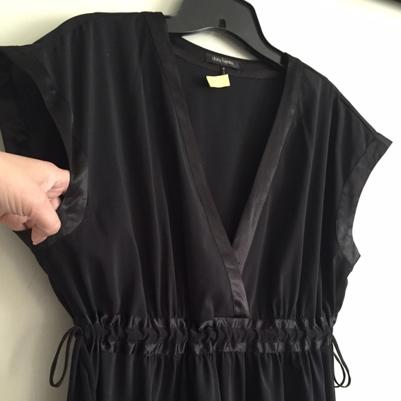 Daisy Fuentes little black dress - Picture 3 of 4